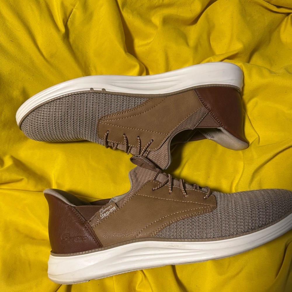S Sport by Skechers Men's Donovan Step-Ins Sneakers - Light Brown - Picture 5 of 7